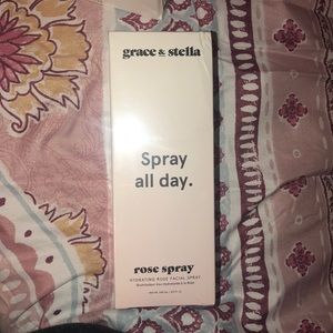 Hydrating Facial Spray💄